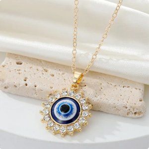 🍏50% OFF/3+...Evil Eye Pendant Necklace (Gold tone)